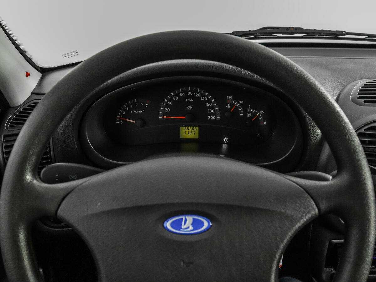 Купить Lada (ВАЗ) Kalina с пробегом. Фото: #14