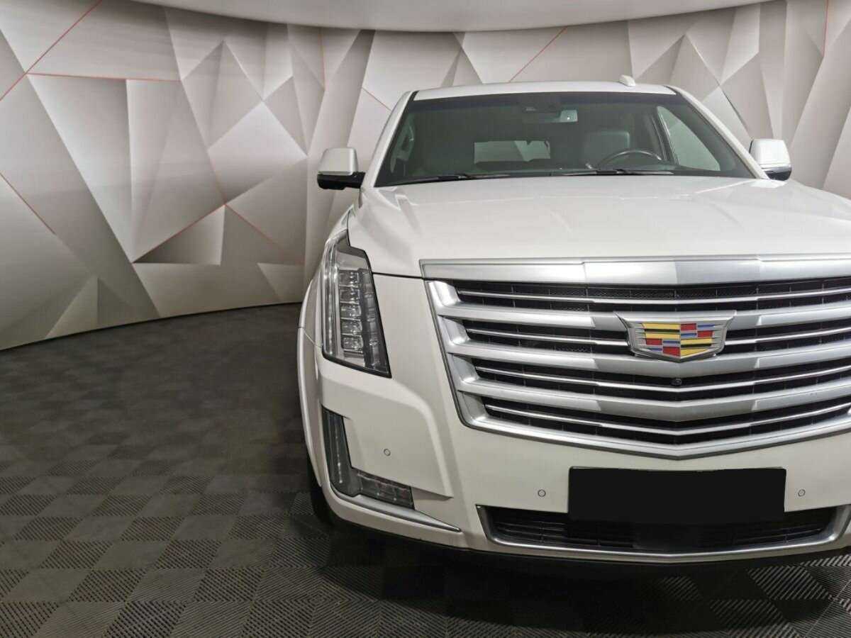 Купить Cadillac Escalade с пробегом. Фото: #19