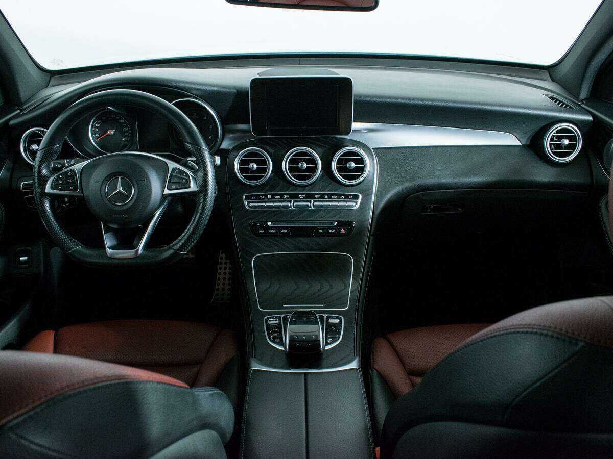 Купить Mercedes-Benz GLC Coupe с пробегом. Фото: #11