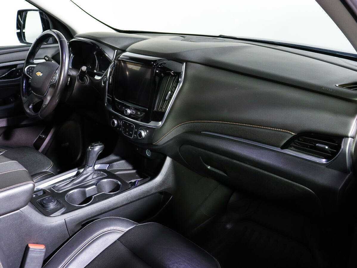 Купить Chevrolet Traverse с пробегом. Фото: #8