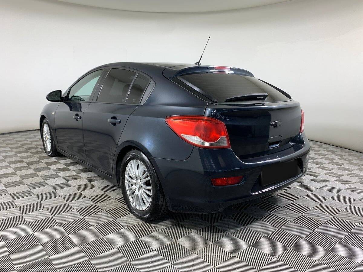 Купить Chevrolet Cruze с пробегом. Фото: #6