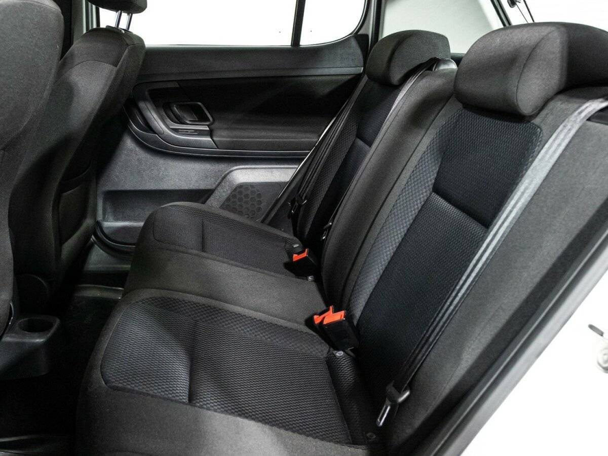 Купить Skoda Fabia с пробегом. Фото: #9