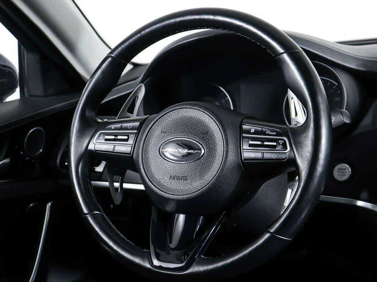 Купить Kia Stinger с пробегом. Фото: #14