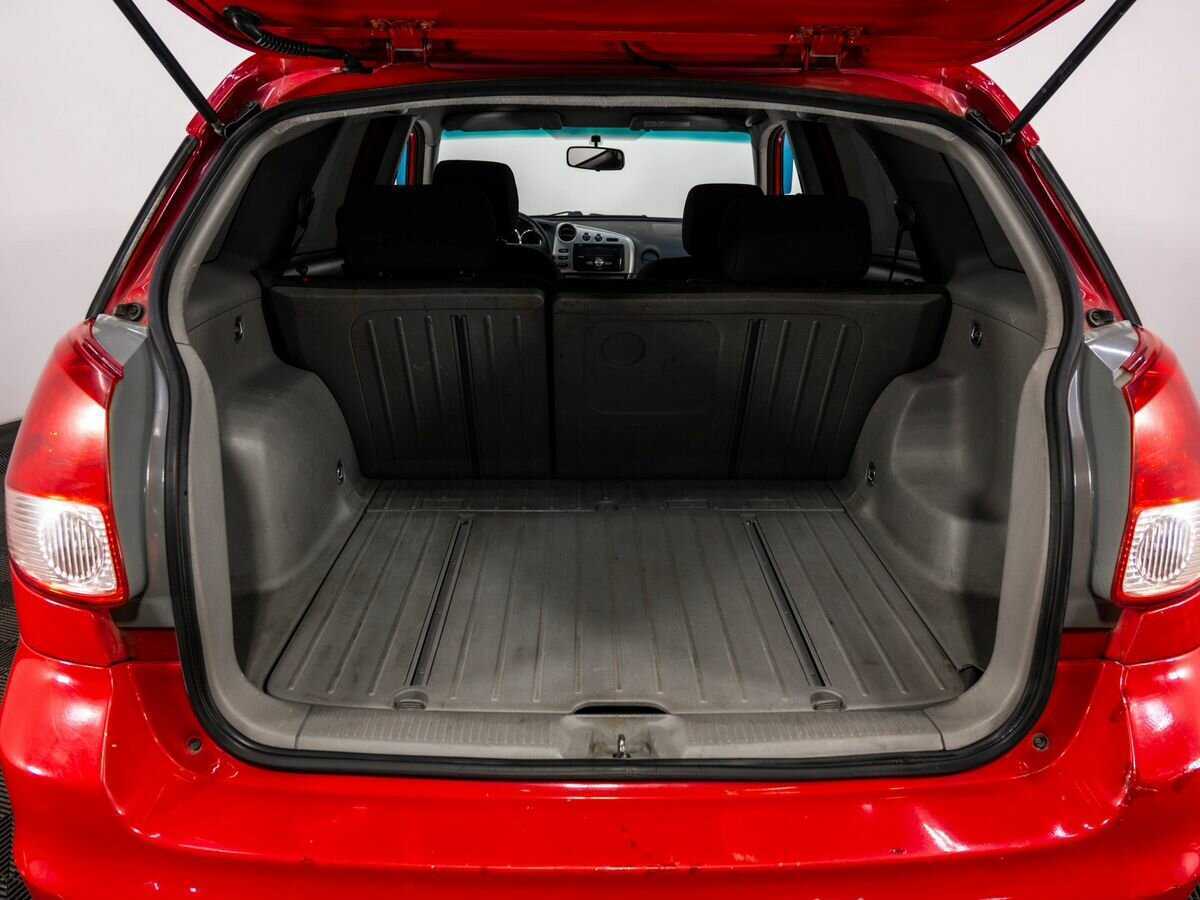 Купить Toyota Matrix с пробегом. Фото: #19