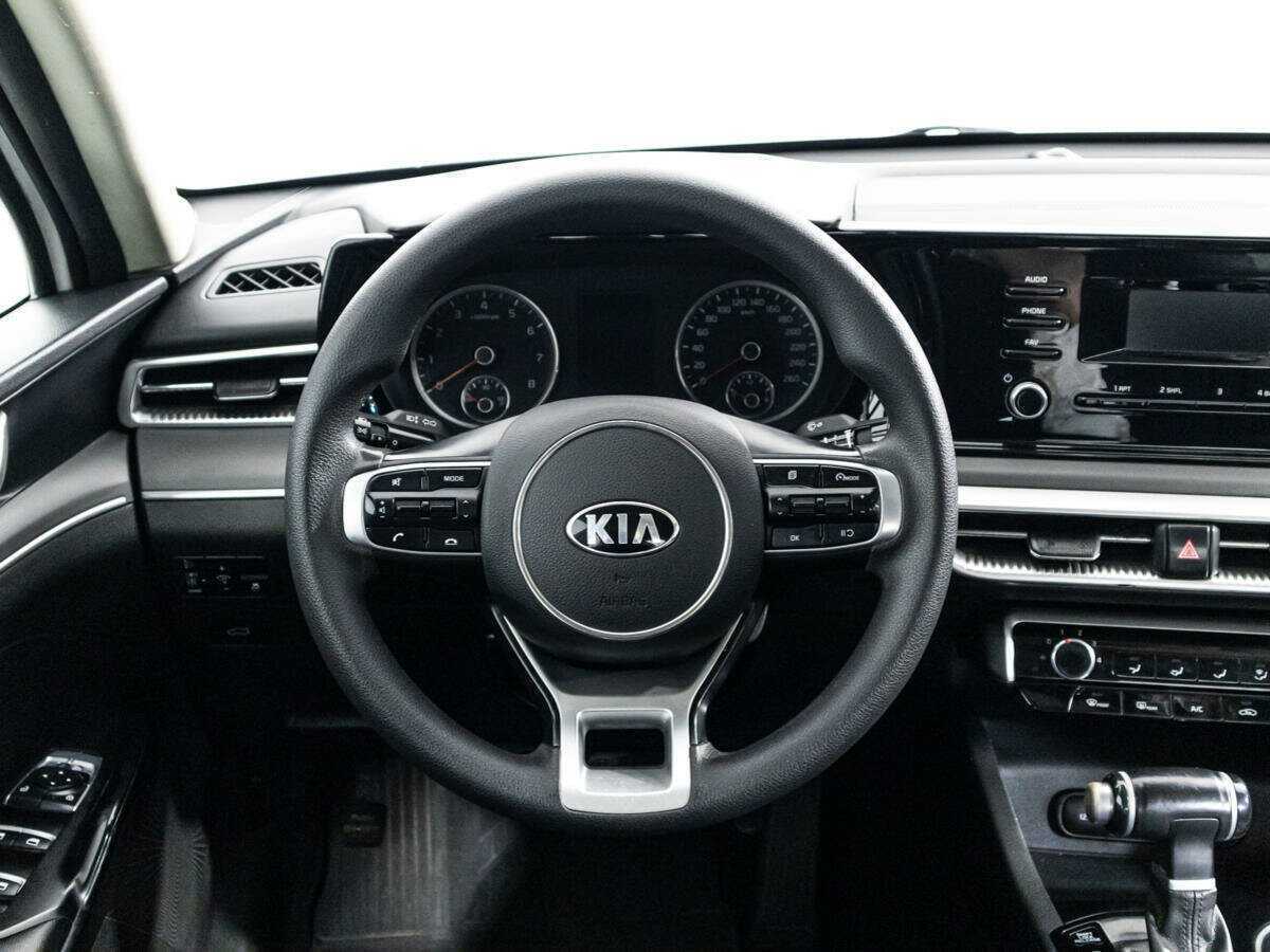 Купить Kia K5 с пробегом. Фото: #19