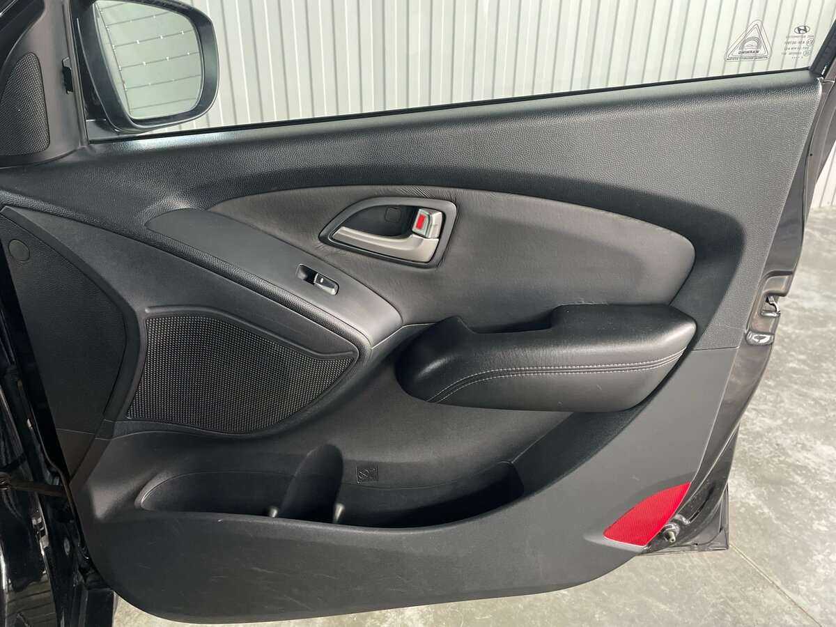 Купить Hyundai ix35 с пробегом. Фото: #16