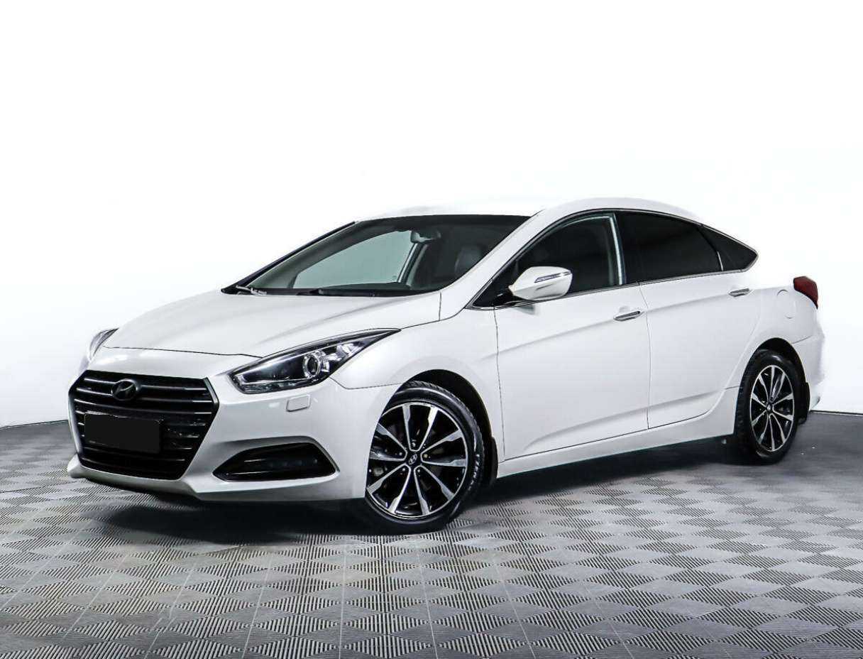 Купить Hyundai i40 с пробегом. Фото: #0