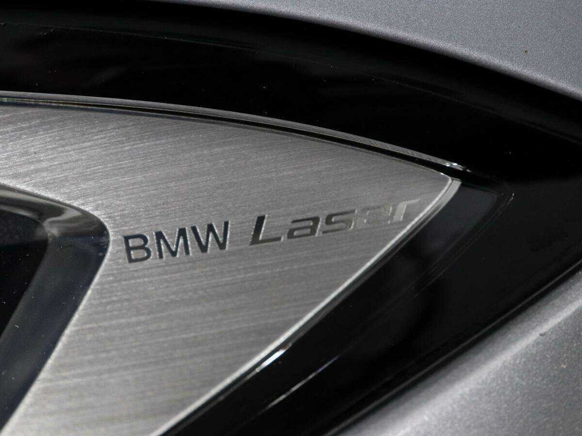 Купить BMW 3 серии с пробегом. Фото: #9