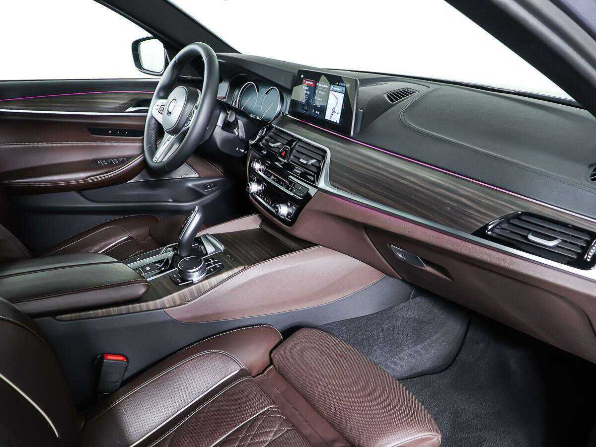 Купить BMW 5 серии с пробегом. Фото: #10