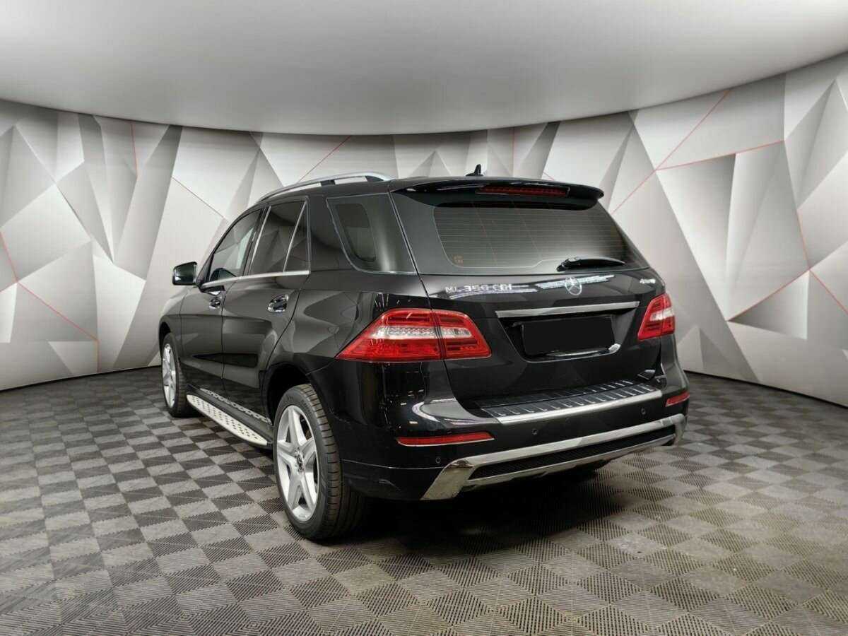 Купить Mercedes-Benz M-Класс с пробегом. Фото: #3