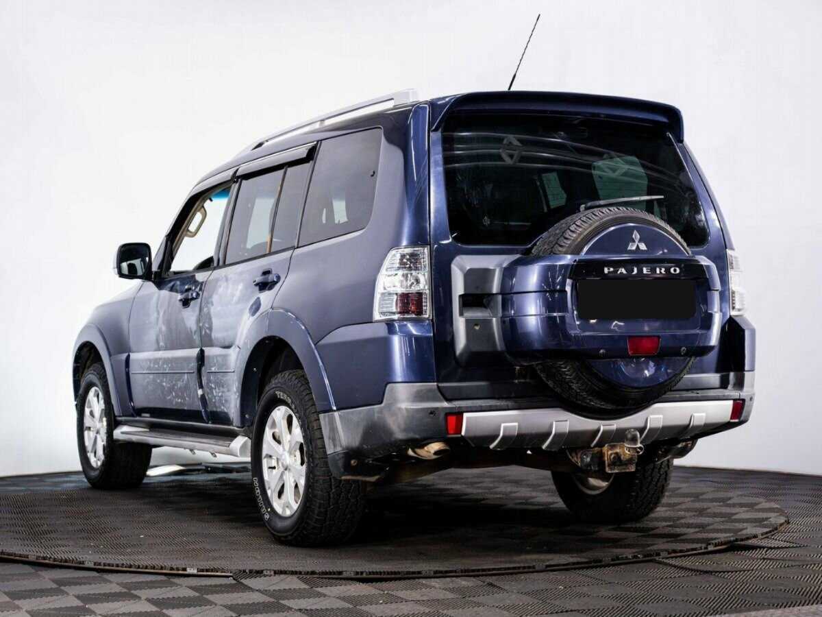 Купить Mitsubishi Pajero с пробегом. Фото: #3