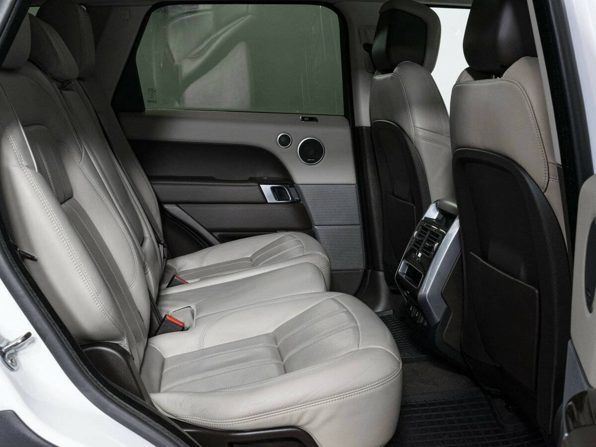 Купить Land Rover Range Rover Sport с пробегом. Фото: #9