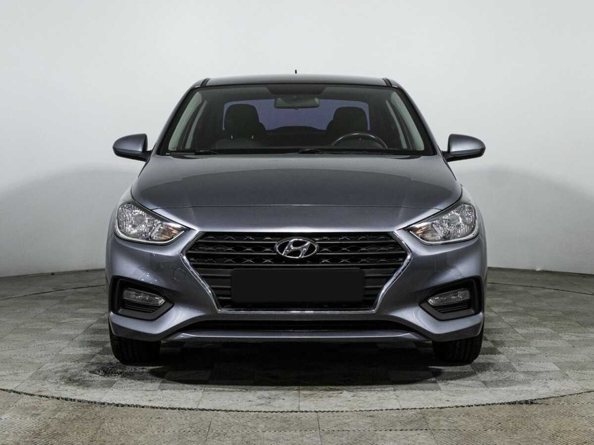 Купить Hyundai Solaris с пробегом. Фото: #1