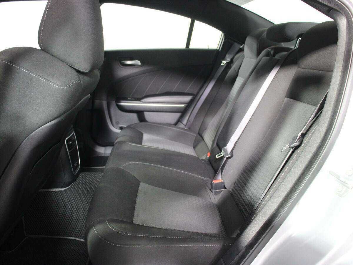 Купить Dodge Charger с пробегом. Фото: #6