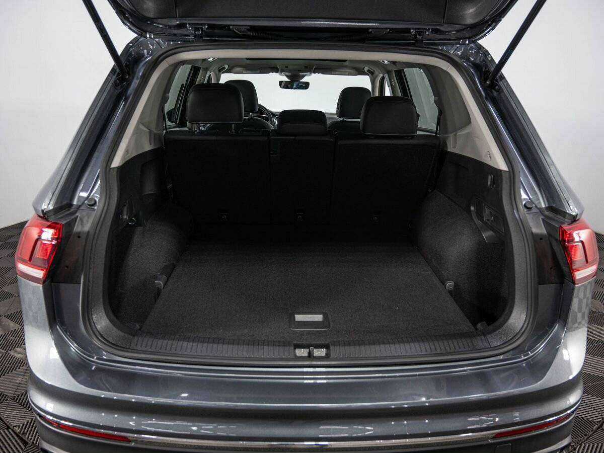 Купить Volkswagen Tiguan с пробегом. Фото: #18