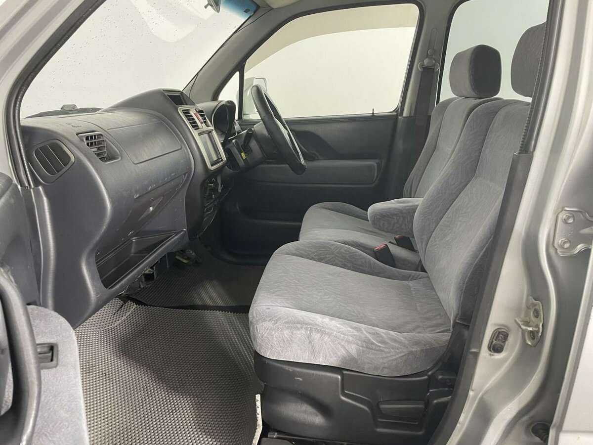 Купить Suzuki Wagon R с пробегом. Фото: #13