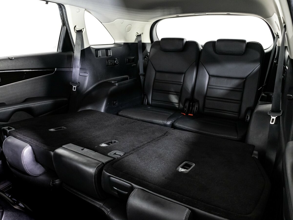 Купить Kia Sorento с пробегом. Фото: #20