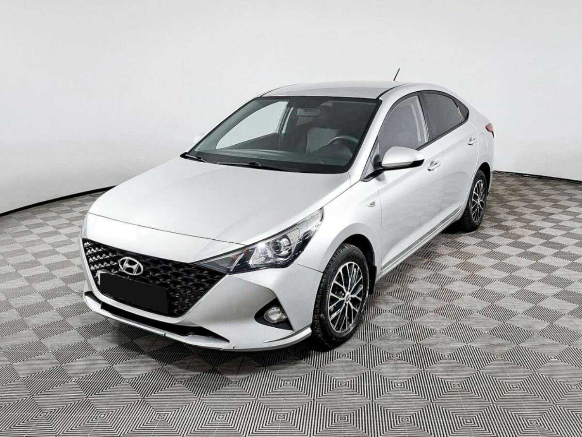 Купить Hyundai Solaris с пробегом. Посмотреть фото