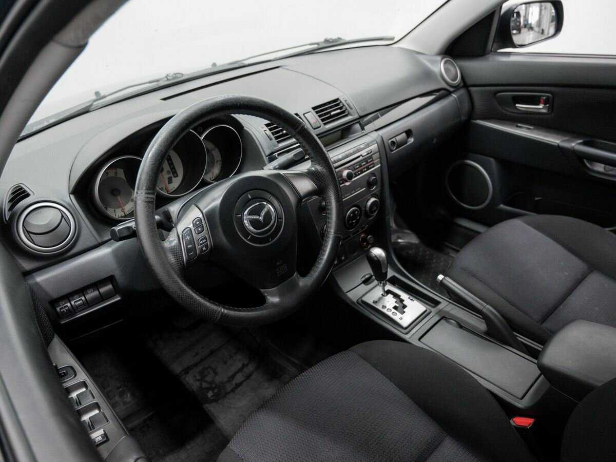 Купить Mazda 3 с пробегом. Фото: #10