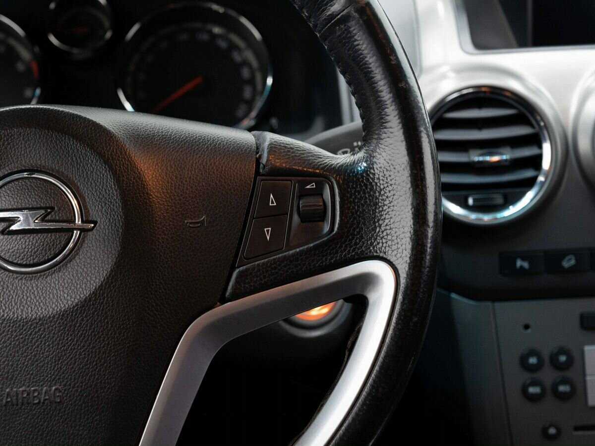 Купить Opel Antara с пробегом. Фото: #15