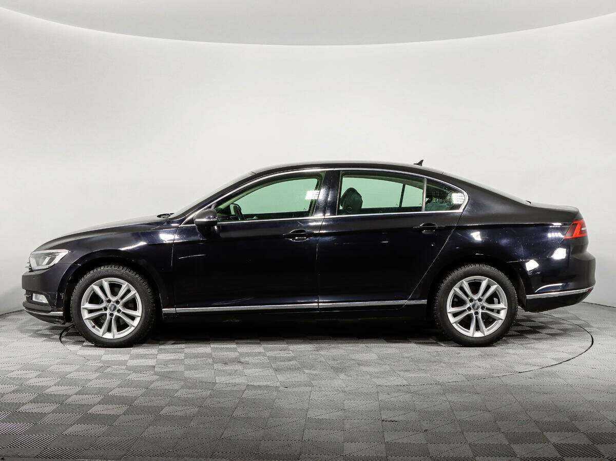 Купить Volkswagen Passat с пробегом. Фото: #7
