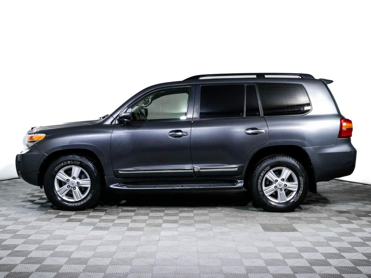 Купить Toyota Land Cruiser с пробегом. Фото: #7