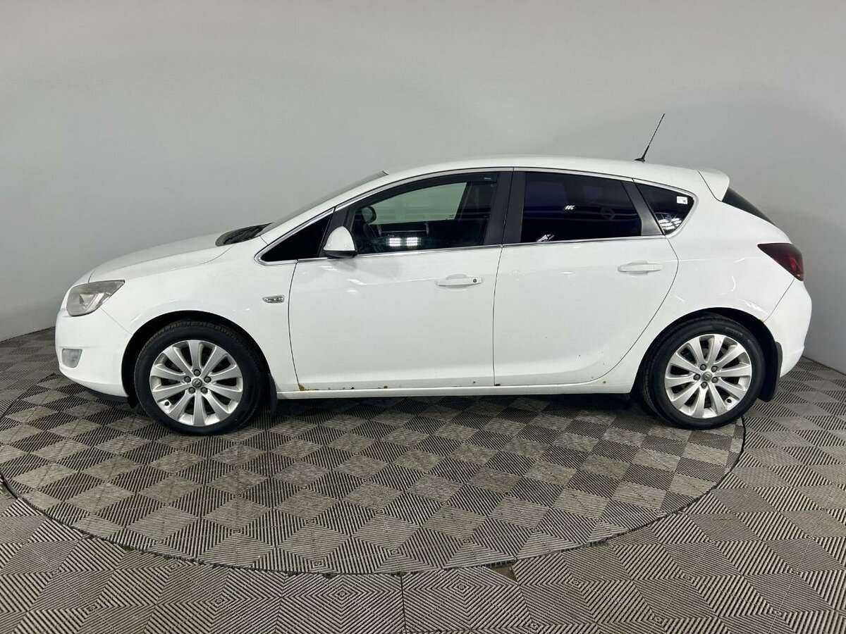 Купить Opel Astra с пробегом. Фото: #4