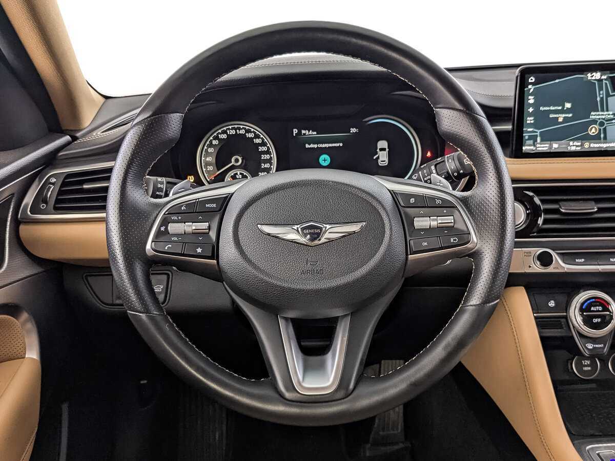 Купить Genesis G70 с пробегом. Фото: #21