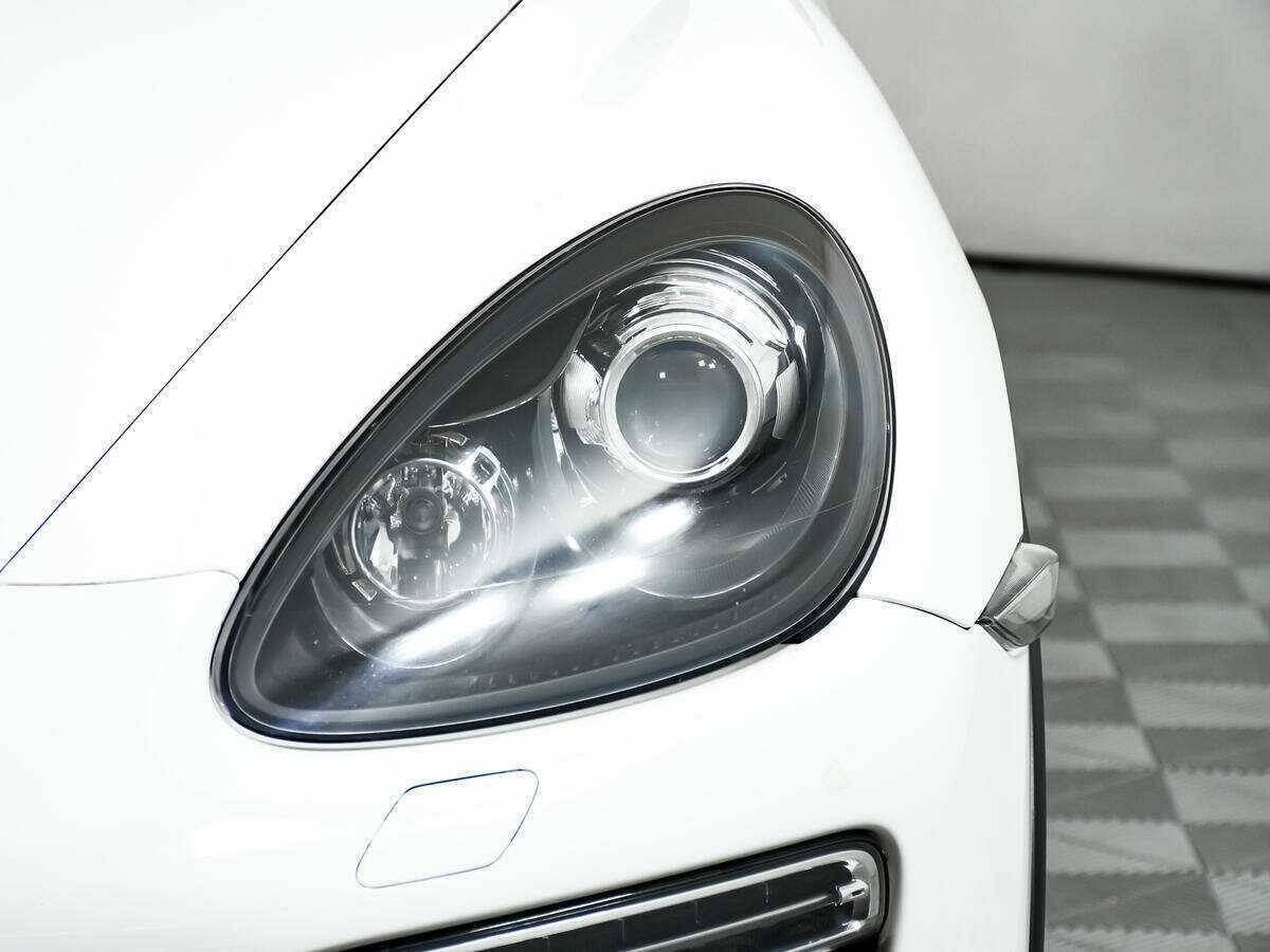 Купить Porsche Cayenne с пробегом. Фото: #14