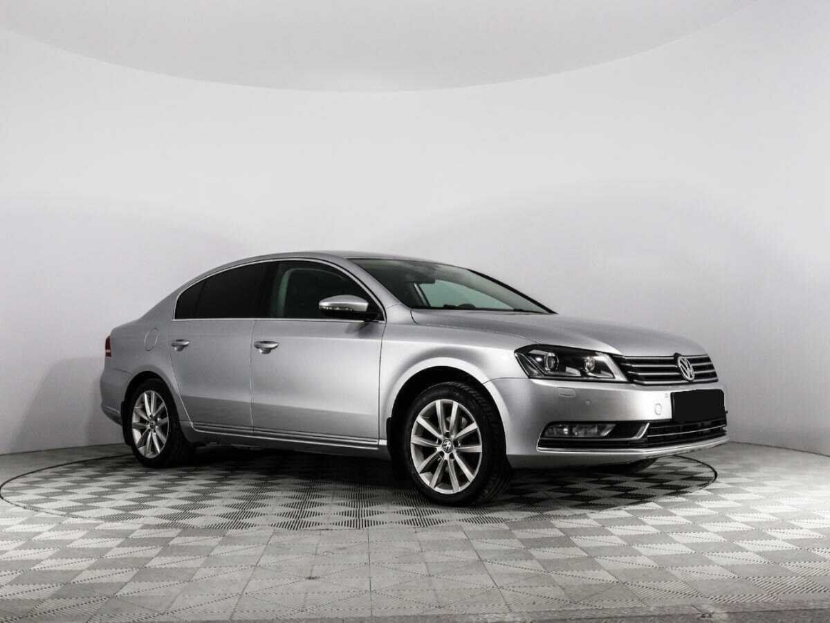 Купить Volkswagen Passat с пробегом. Фото: #2