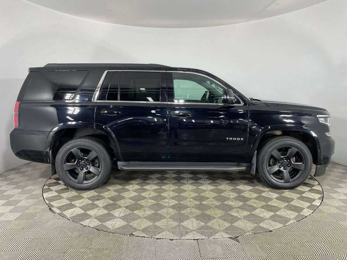 Купить Chevrolet Tahoe с пробегом. Фото: #3