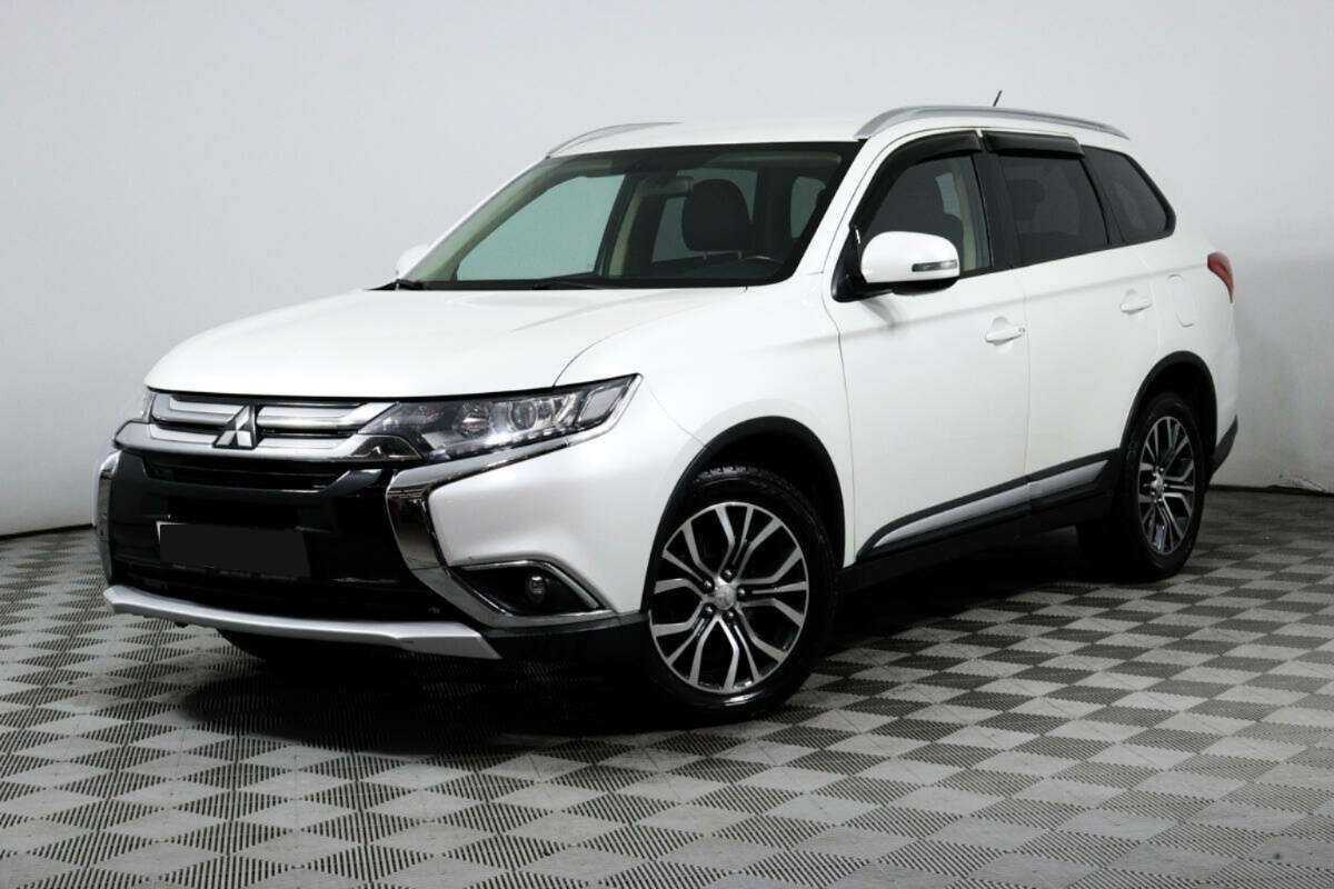 Купить Mitsubishi Outlander с пробегом. Посмотреть фото
