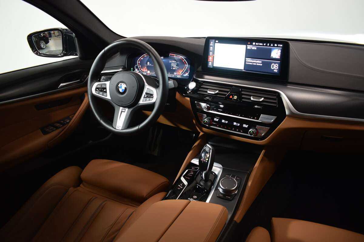 Купить BMW 5 серии с пробегом. Фото: #9