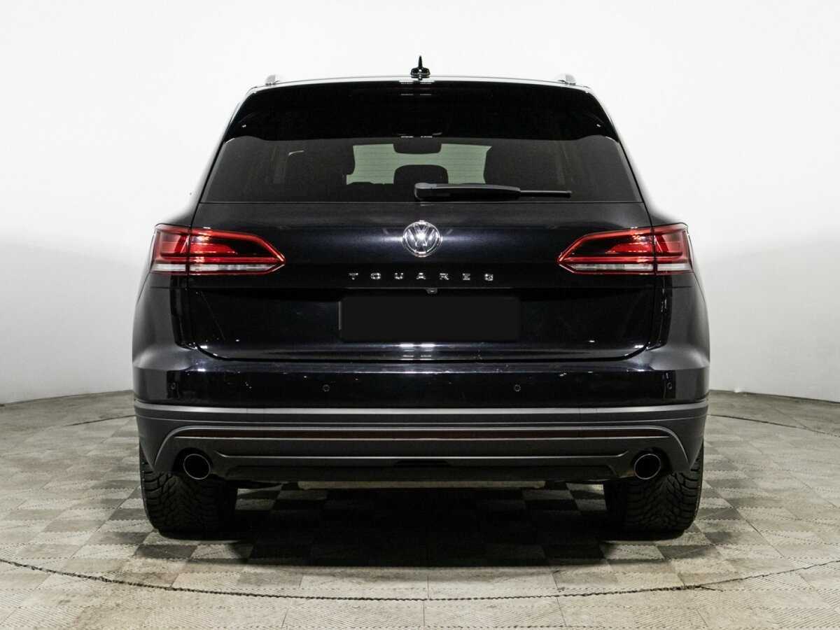 Купить Volkswagen Touareg с пробегом. Фото: #5