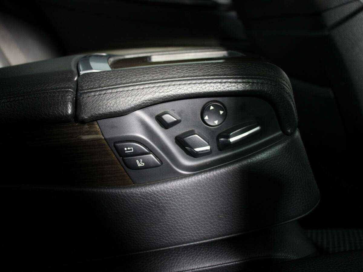 Купить BMW 7 серии с пробегом. Фото: #16