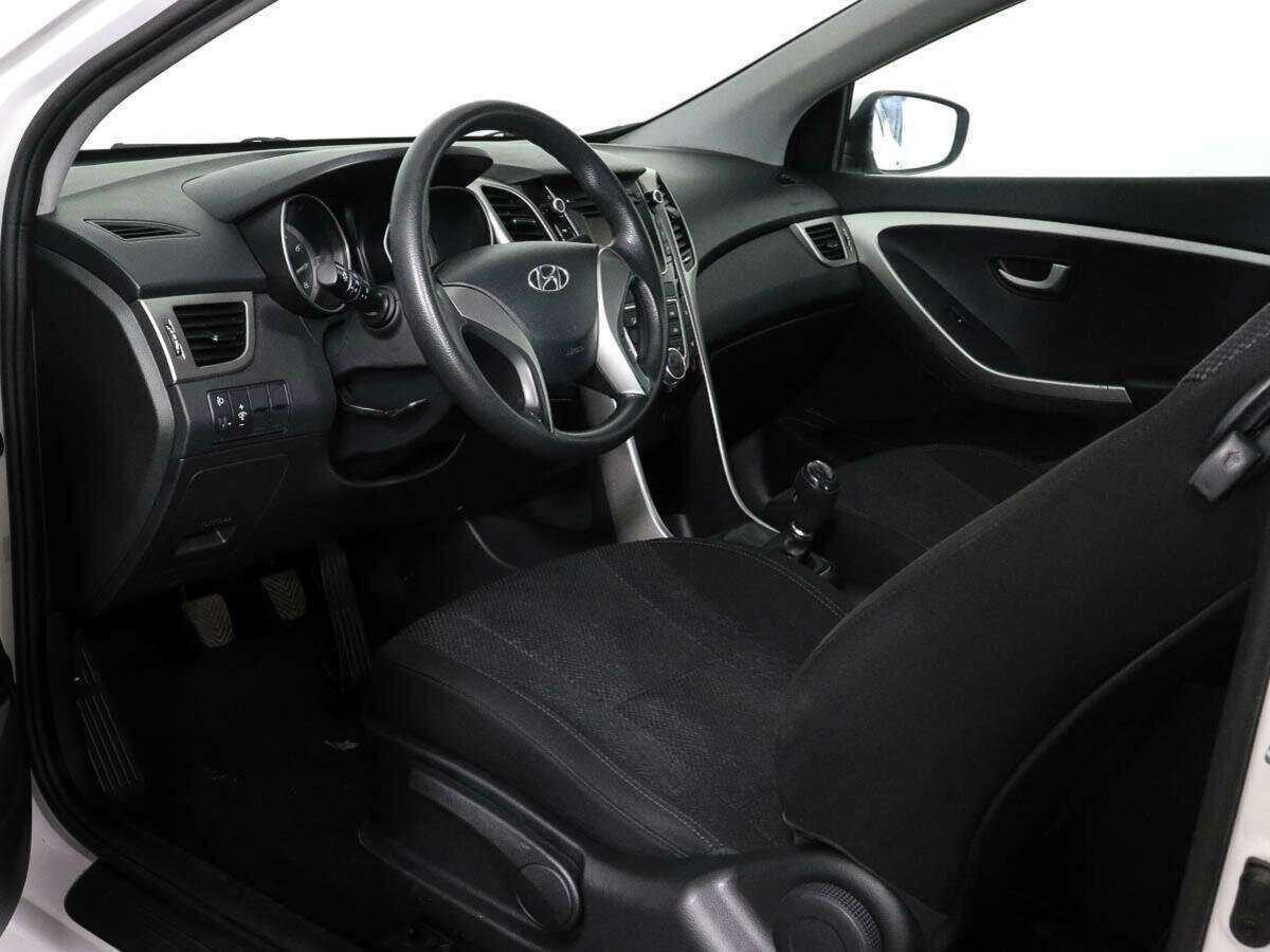 Купить Hyundai i30 с пробегом. Фото: #7