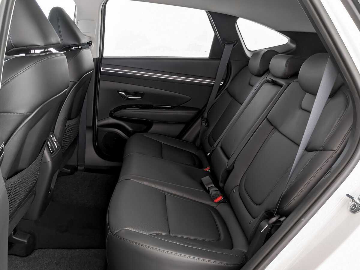 Купить Hyundai Tucson с пробегом. Фото: #8