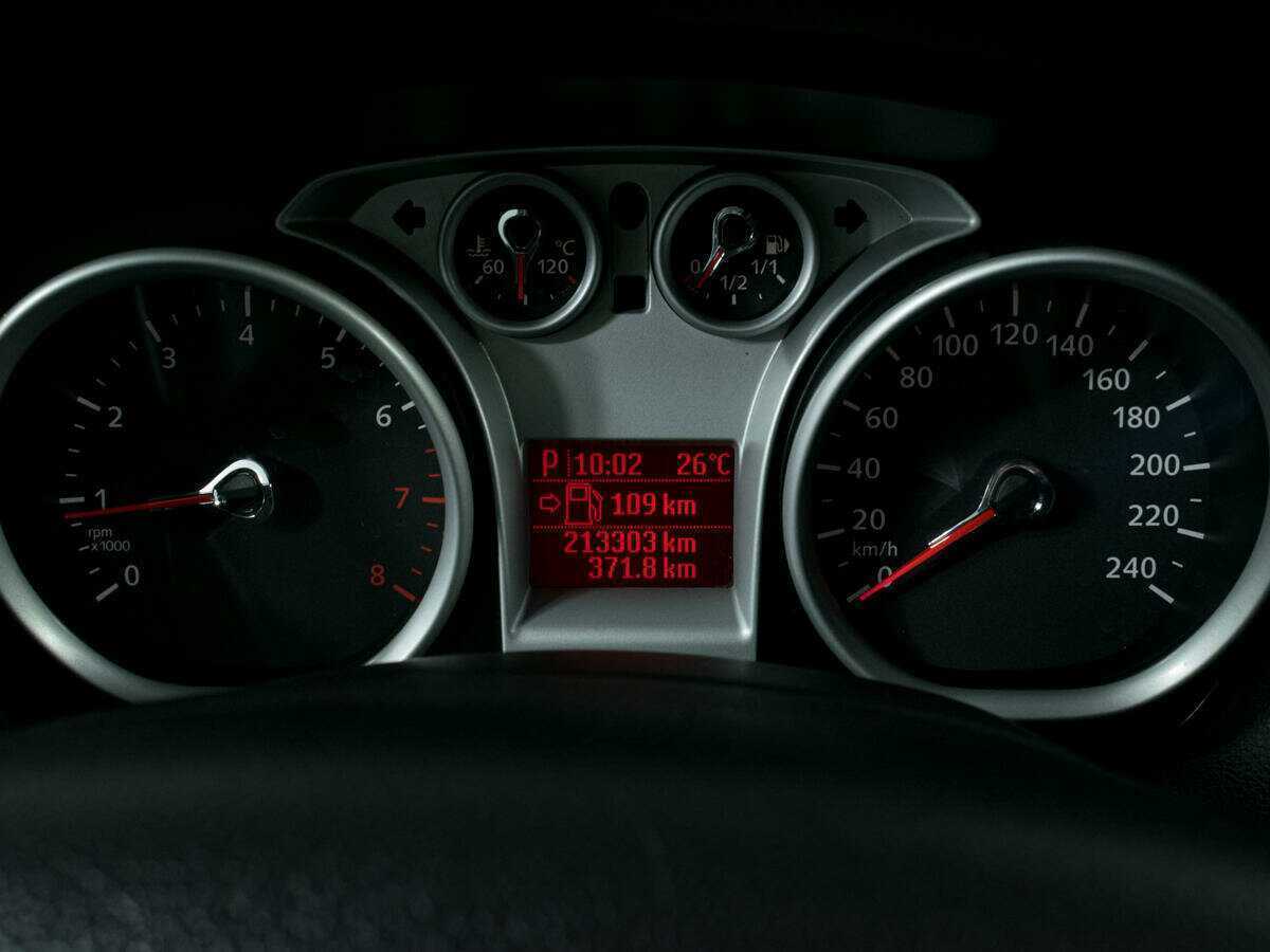 Купить Ford Focus с пробегом. Фото: #11