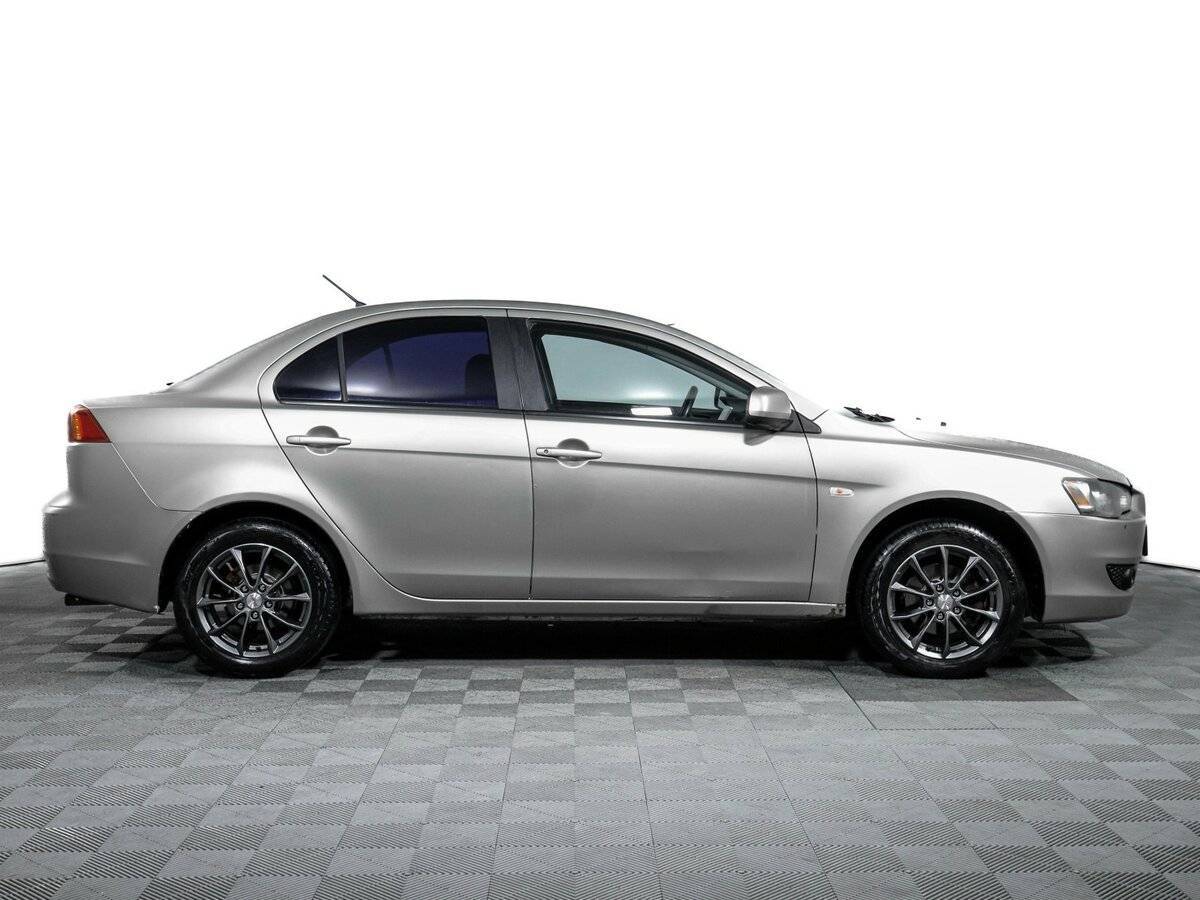 Купить Mitsubishi Lancer с пробегом. Фото: #3