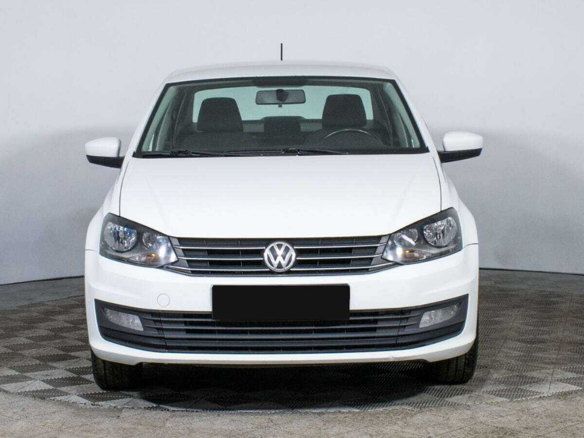 Купить Volkswagen Polo с пробегом. Фото: #1