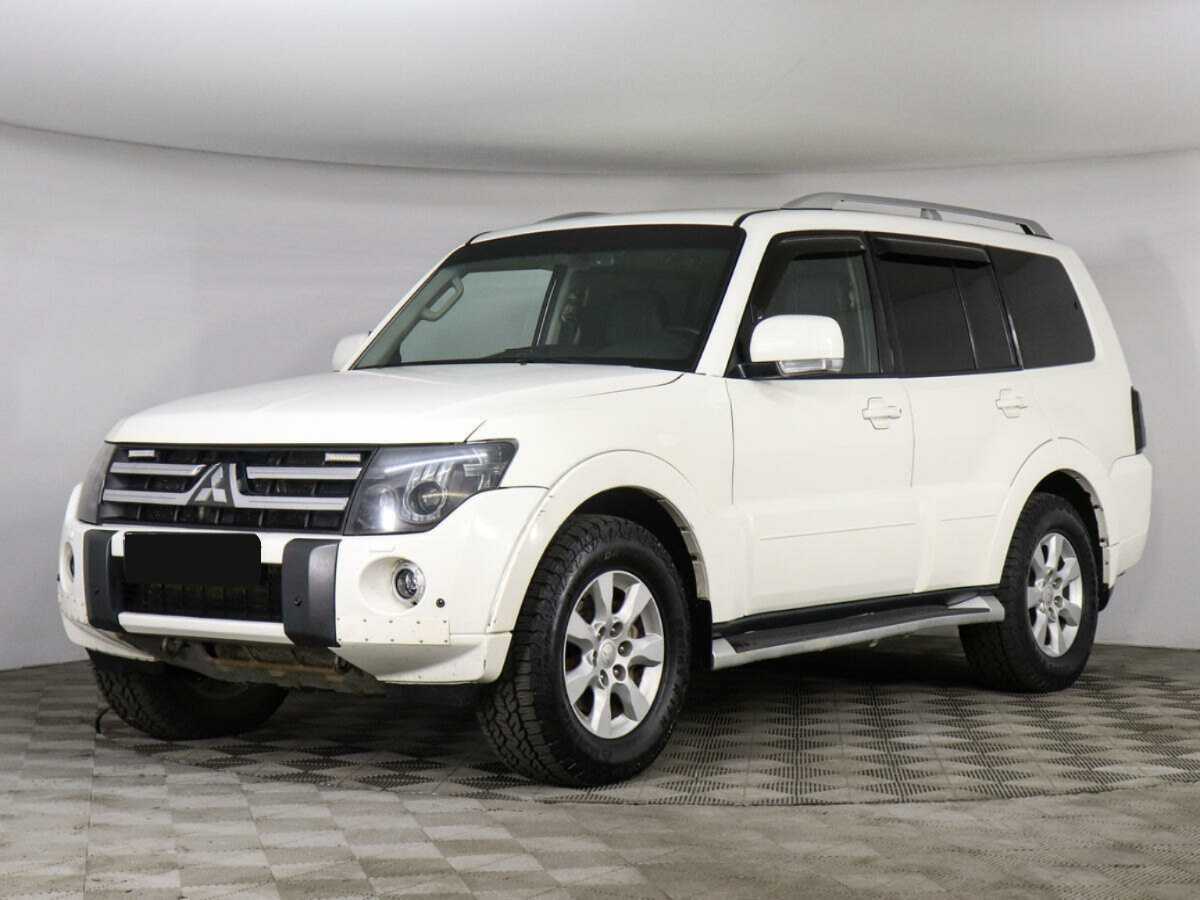 Купить Mitsubishi Pajero с пробегом. Фото: #0