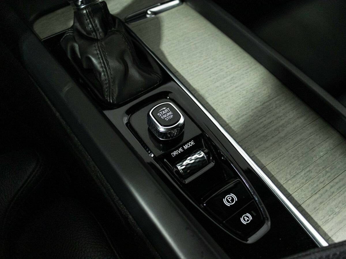 Купить Volvo XC60 с пробегом. Фото: #12