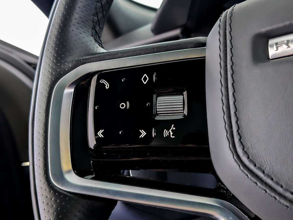 Купить Land Rover Range Rover Velar с пробегом. Фото: #21