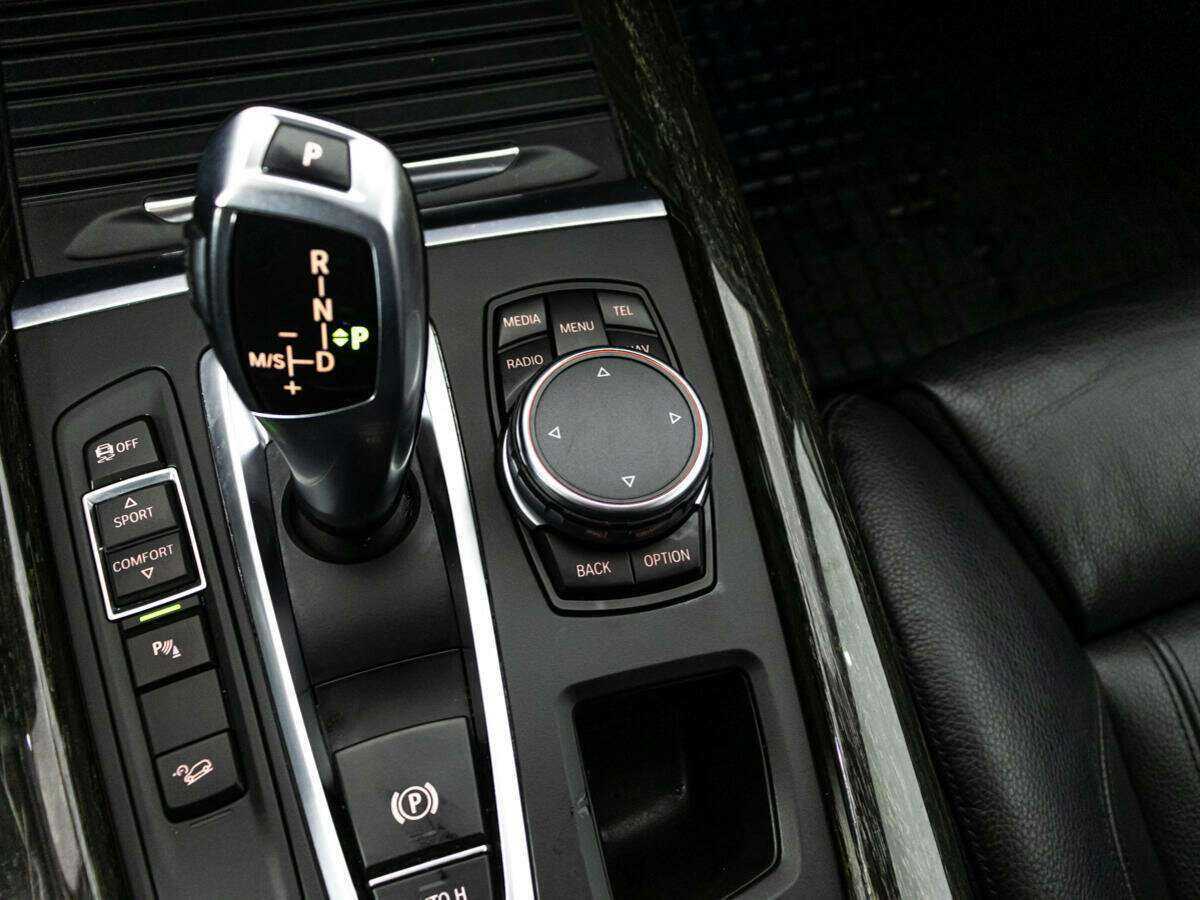 Купить BMW X5 с пробегом. Фото: #18