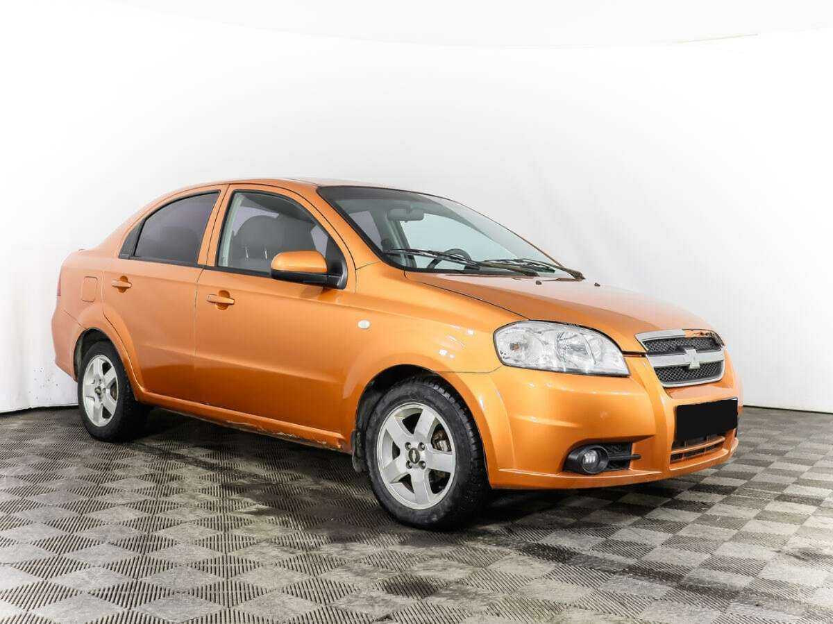 Купить Chevrolet Aveo с пробегом. Фото: #2