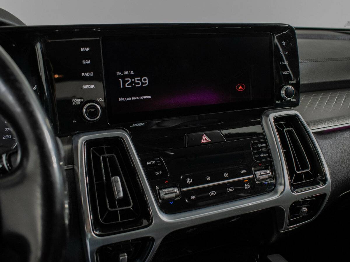 Купить Kia Sorento с пробегом. Фото: #13