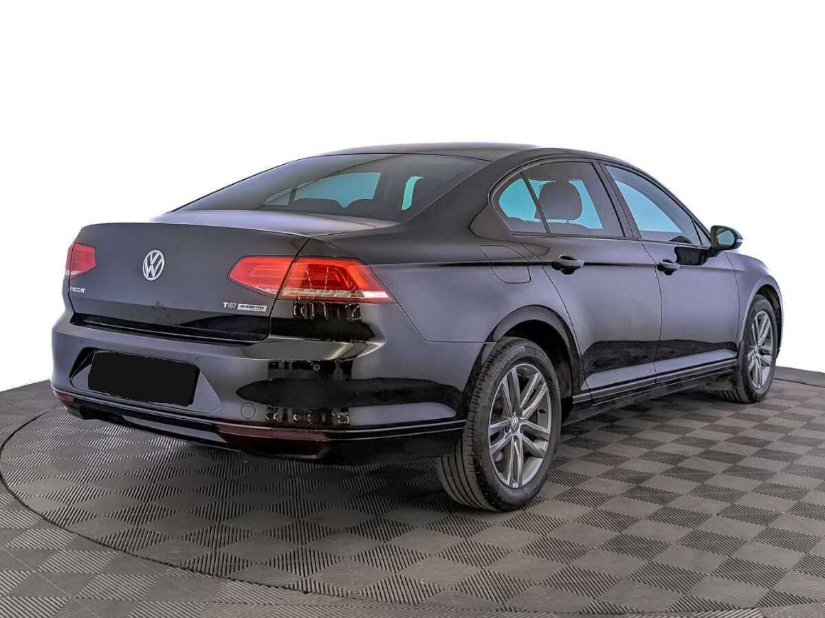 Купить Volkswagen Passat с пробегом. Фото: #4