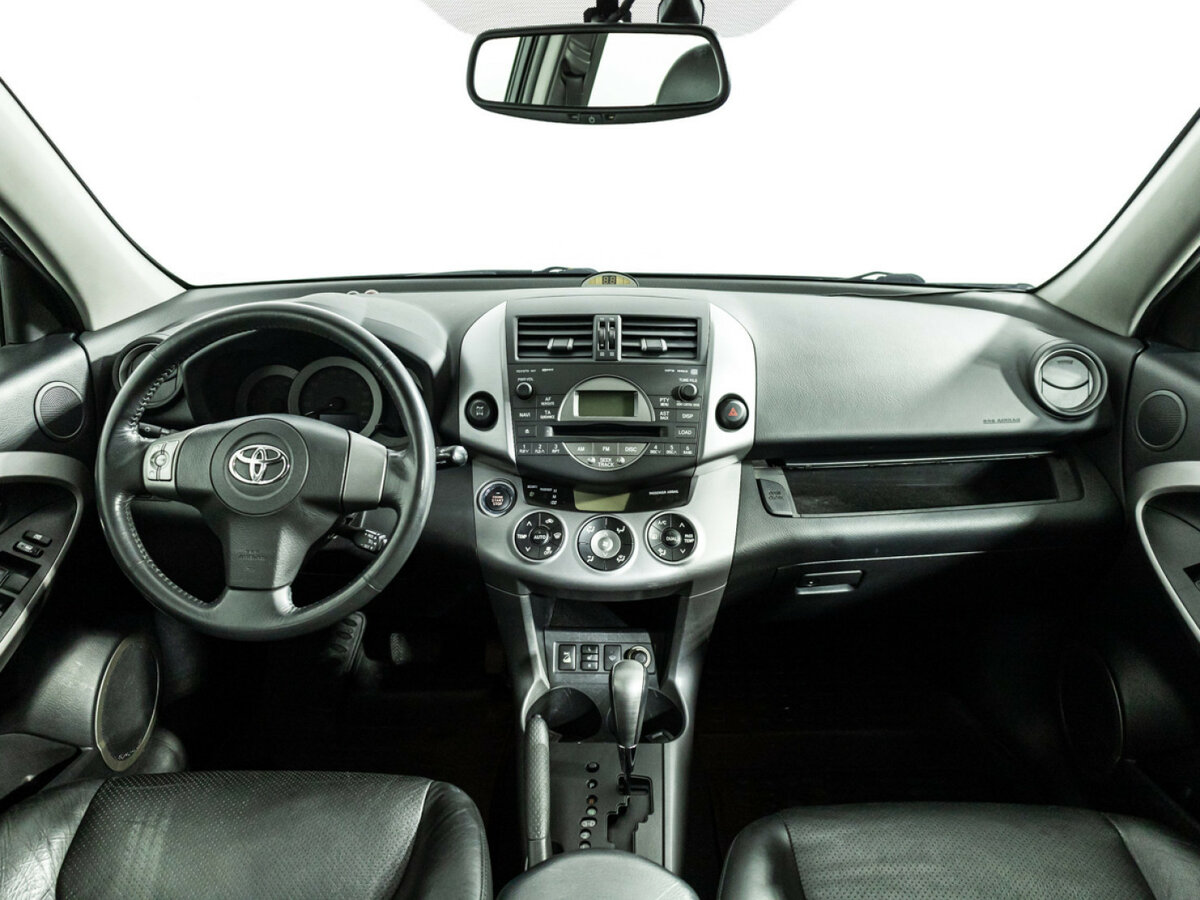 Купить Toyota RAV4 с пробегом. Фото: #12