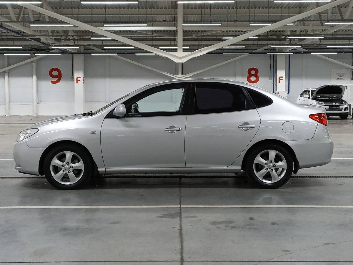 Купить Hyundai Elantra с пробегом. Фото: #7