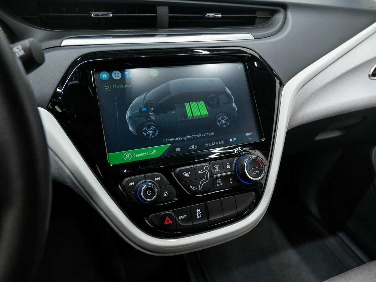 Купить Chevrolet Bolt с пробегом. Фото: #18
